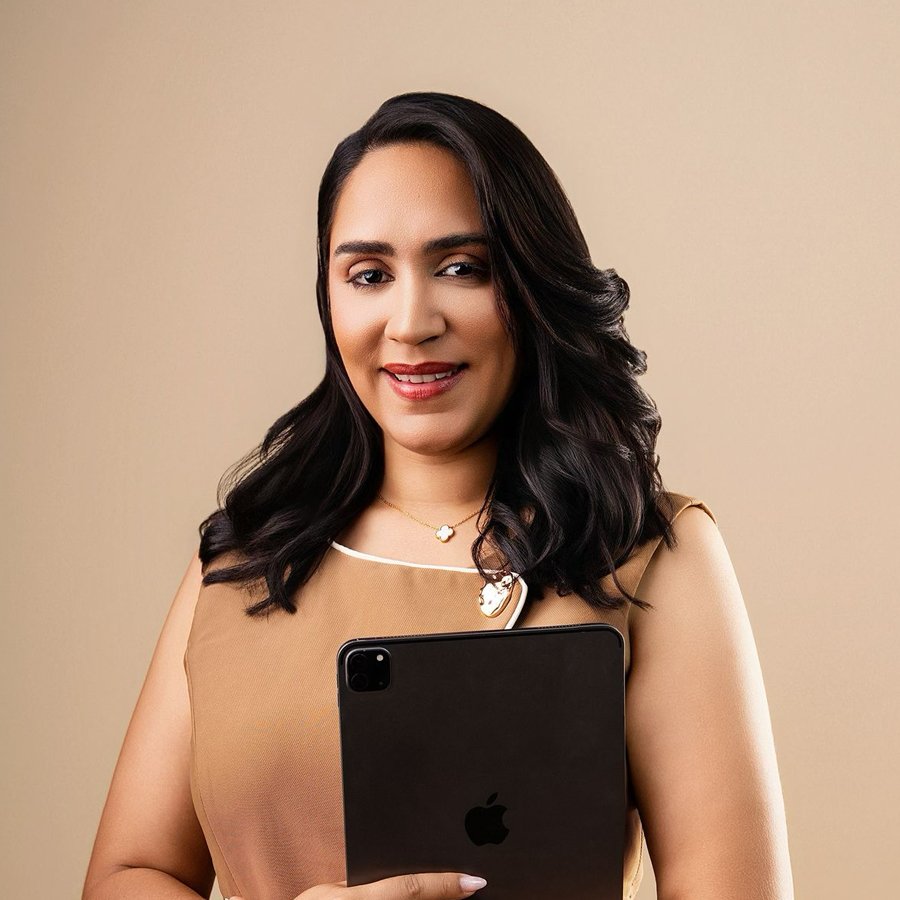 Lic. Alejandra Verás